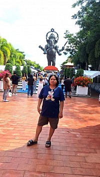 พิฆเนศ องค์ยีน